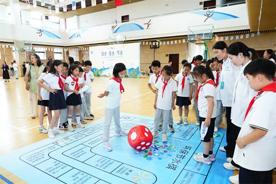 2025康师傅水教育进校园运动走进上海诸翟黉舍，共筑节水护水复活态